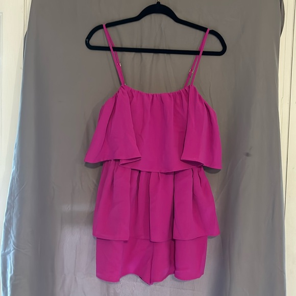 CUTE HOT PINK SIZE SMALL DRESS! - Picture 1 of 1